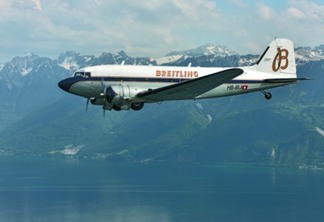 O Breitling DC-3 realiza a volta ao mundo