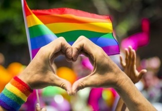 Orgulho LGBT ganha apoio de Siri e Alexa