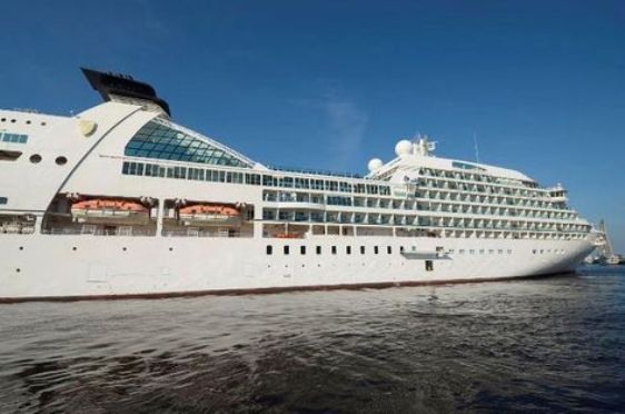 Na semana passada o navio M/S Seabourn Quest, do Caribe, aportou com 800 turistas em Manaus