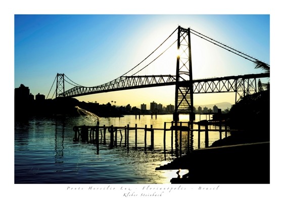 A exposição de fotografias da ponte Hercílio Luz tem início no dia 13/05.