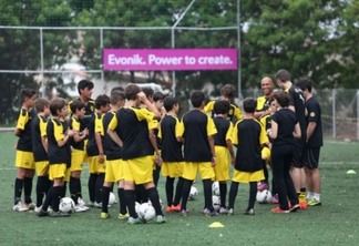 BVB Evonik Soccer School está de volta