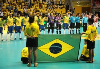 24/03/13 – II Circuito Sul-Americano de Futsal. Arena Sabiazinho – Uberlândia, MG. Brasil x xParaguai Foto Luciano Bergamaschi CBFS
