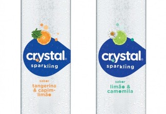 Coca-Cola promete inovação e leveza com Crystal Sparkling
