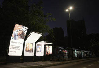 Samsung faz exposição do Galaxy Z Flip5 em pontos de ônibus de São Paulo