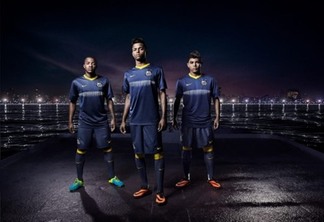 Nike apresenta terceiro uniforme do Santos