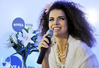 Vanessa da Mata canta Jobim na turnê "Nivea Viva" em Recife