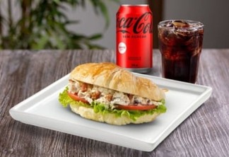 Croasonho oferece Coca-Cola Sem Açúcar de brinde em promoção de Natal