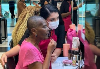 Oficina de maquiagem da Sephora para mulheres negras e com câncer