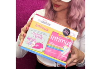 Intimus lança kit Sex Education em comemoração à última temporada da série 