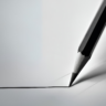 Lápis desenhando uma linha reta em um papel
