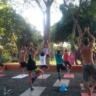Aula de yoga promovida pela Mude, em parceria com BIC Soleil Escape