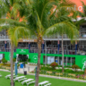 Lacoste promove ativações dentro e fora das quadras do Miami Open